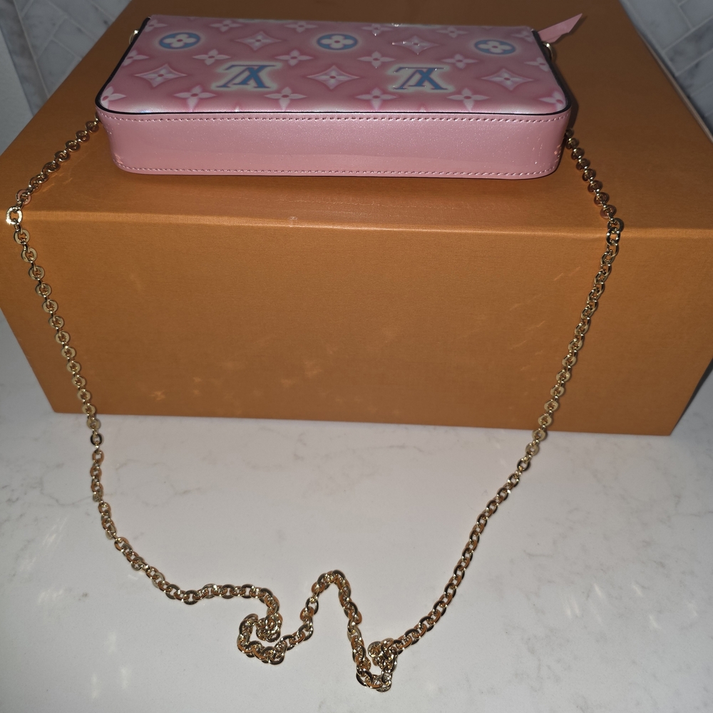 Louis Vuitton Felicie Pochette Valentines Edition New With Defects - Picture 5 of 15